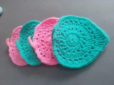 leaf shape crochet tea coasters