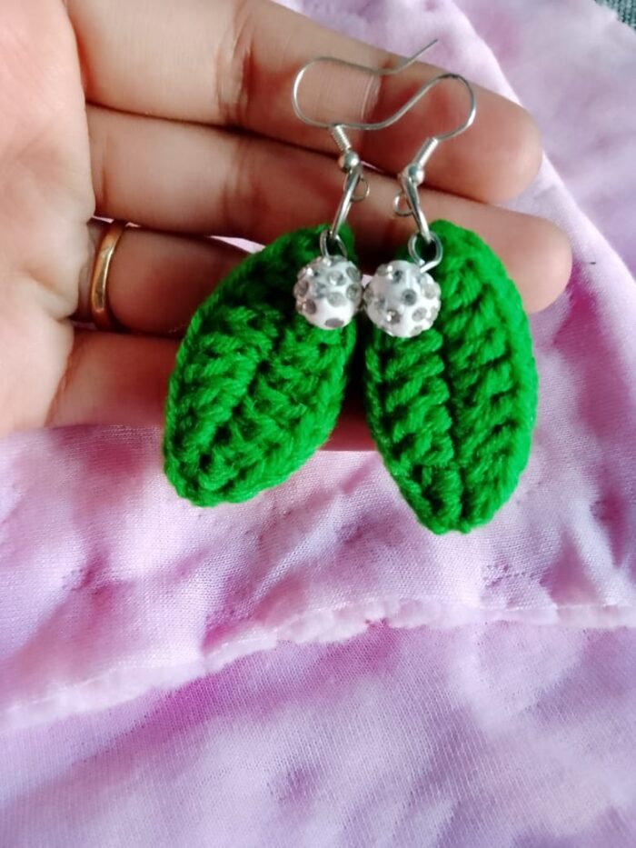 Handmade Leaf Earrings – Unique Crochet Gift for Her