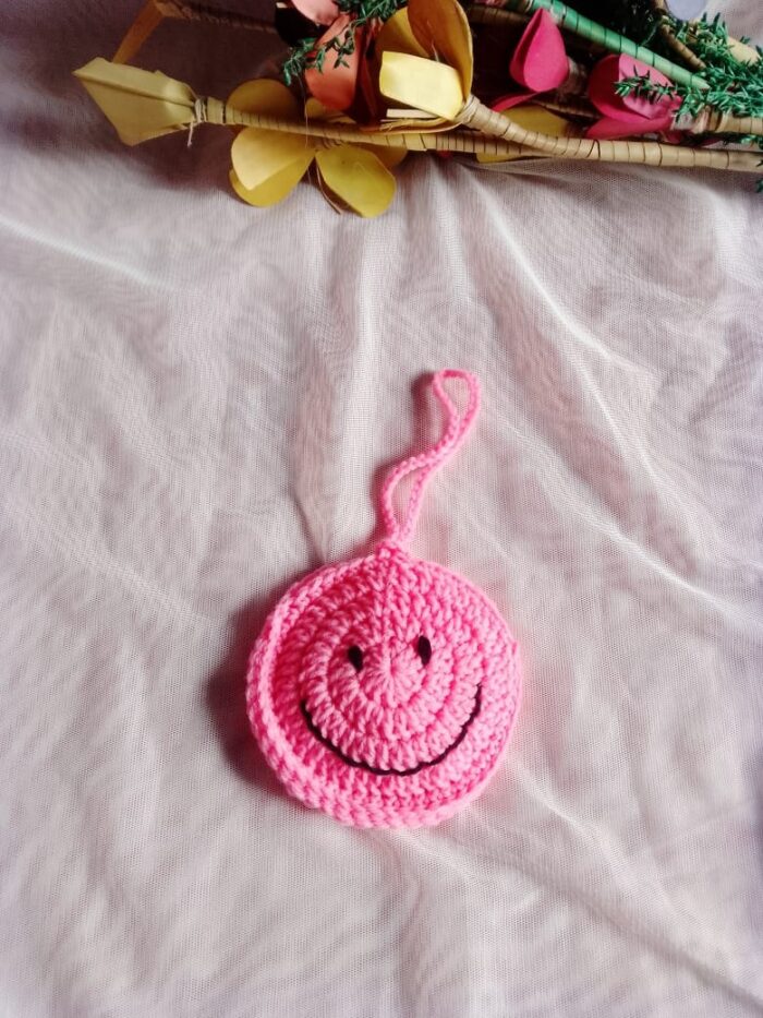 cute smiley crochet pouch